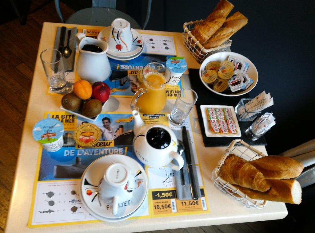 Hotel Napoleon Cherbourg-en-Cotentin Bagian luar foto